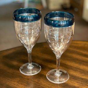 Set of 2 Tervis Wine Glasses